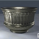 3D interpretation:"silver vase"
